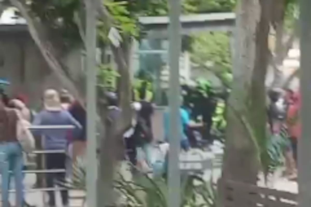 Patrullera hiere a presunto agresor durante intento de asalto en CAI de Barranquilla