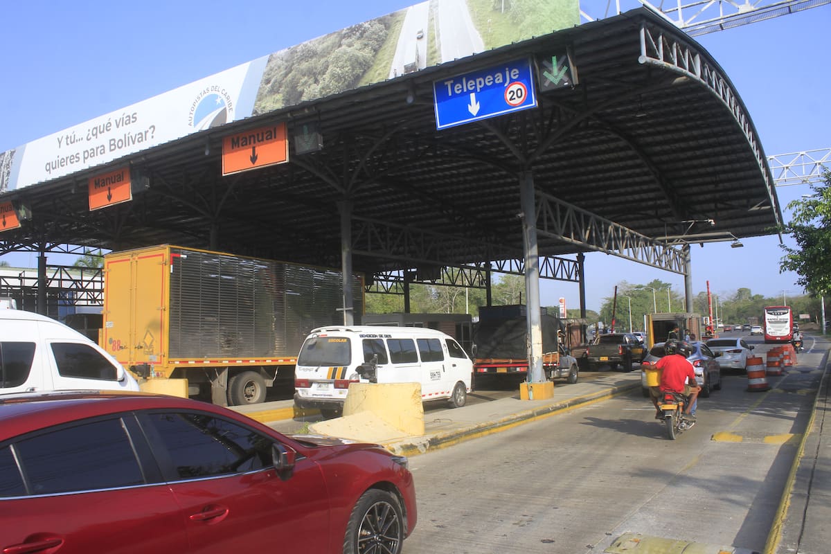 Los peajes son punto clave y álgido para las concesiones viales, pues definen el cierre financiero. El de Turbaco es de los más polémicos y tiene en vilo la concesión de Autopistas del Caribe. // Archivo