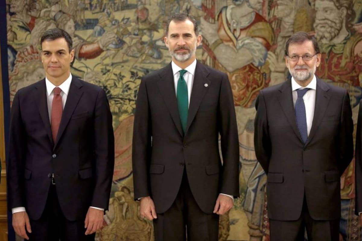 El líder de los socialistas españoles fue elegido el pasado viernes como nuevo jefe del Ejecutivo español, tras obtener el apoyo de la mayoría absoluta del Congreso. (Foto: EFE / VANGUARDIA LIBERAL)