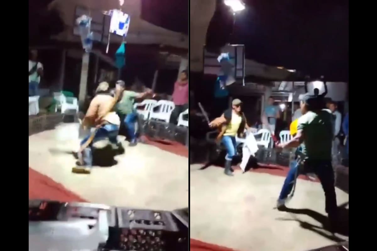 Uno de los asistentes intentó separar a los hombres que se enfrentaban con machetes, en medio del caos en la gallera.