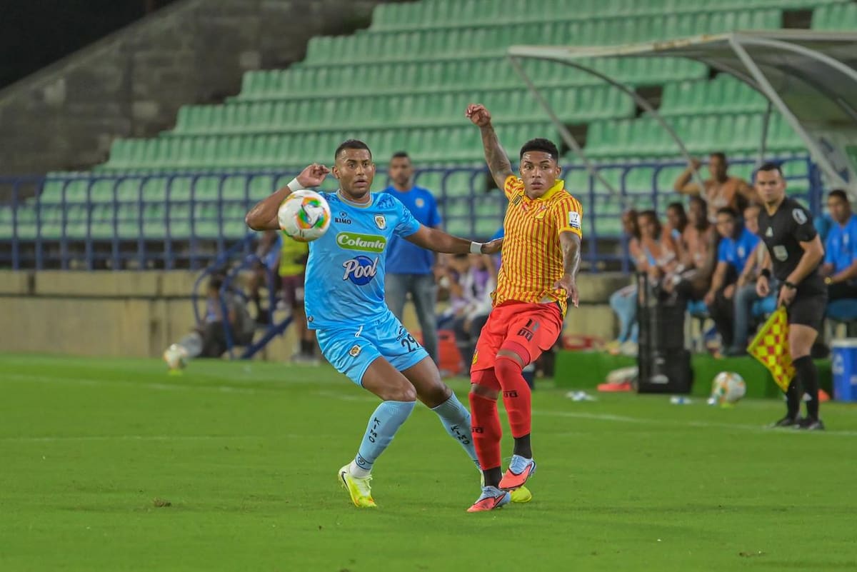 El partido entre Pereira y Jaguares fue aplazado debido al terremoto que afectó al país. Foto: Colprensa.