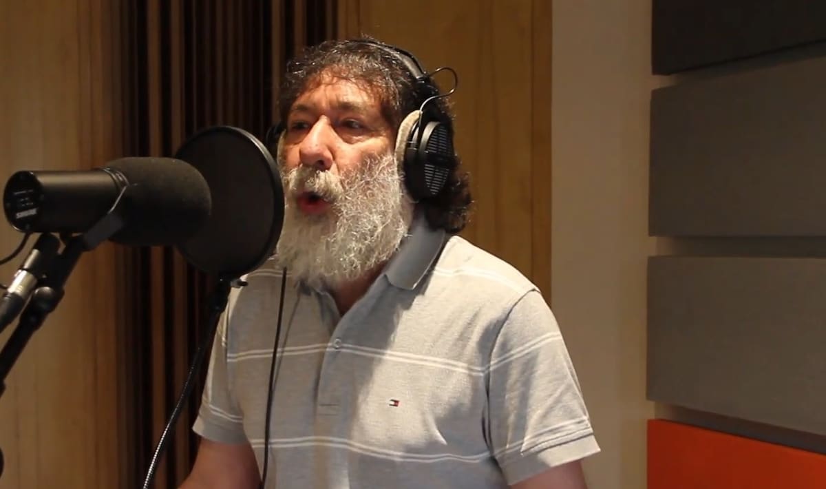 'Pachoache'. Francisco Hernández, conocido como ‘Pachoache’, creó al personaje que lleva años informando a los colombianos sobre sus derechos como consumidores. Su historia volvió a sonar en ‘Los Impresentables’. Captura de video.