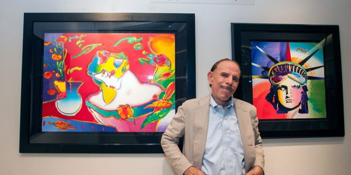 Los coloridos diseños de Peter Max incluyeron mariposas, arcoíris, estrellas y planetas asociados al movimiento flower power.