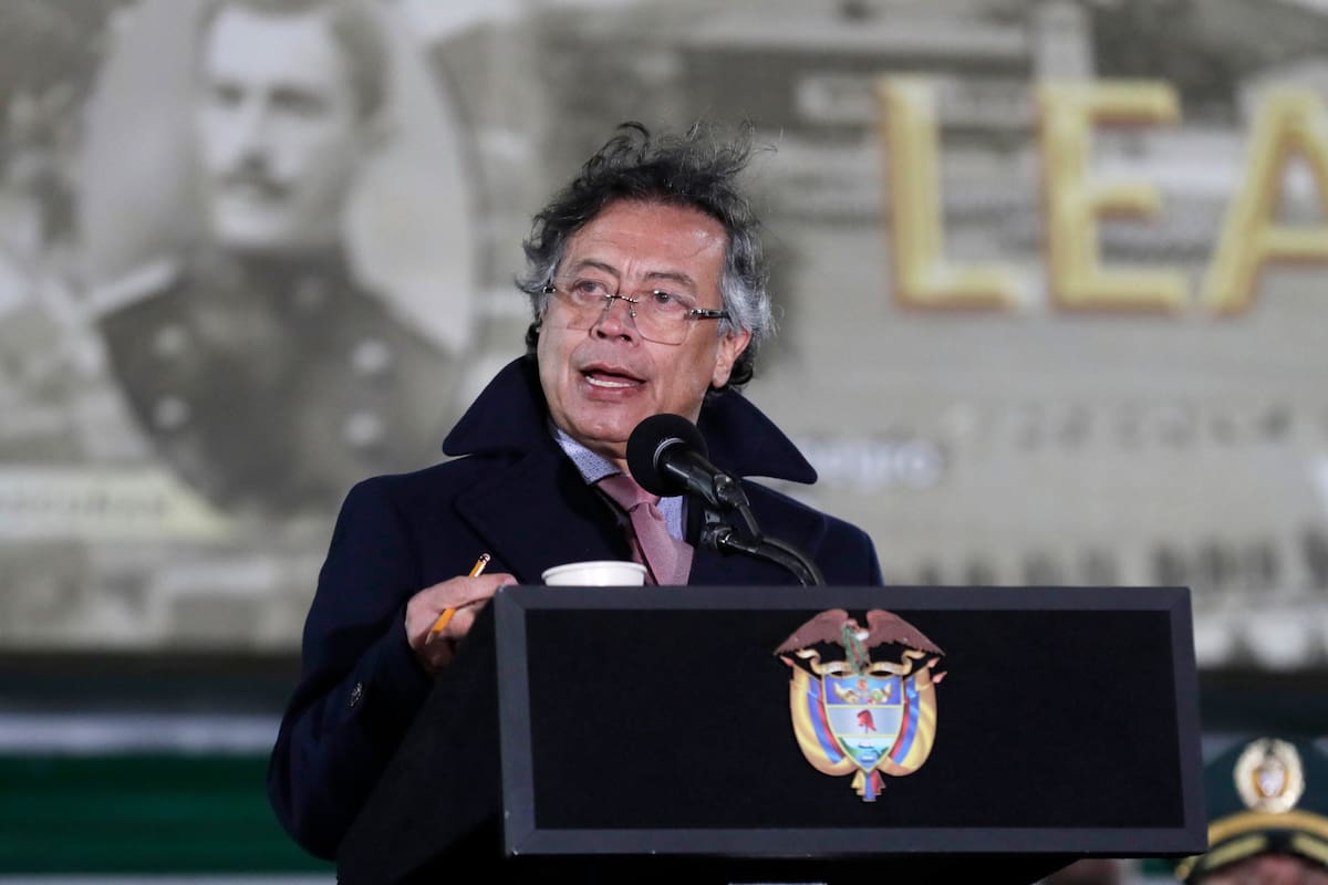 Gustavo Petro,, en Bogotá (Colombia). EFE/Carlos Ortega