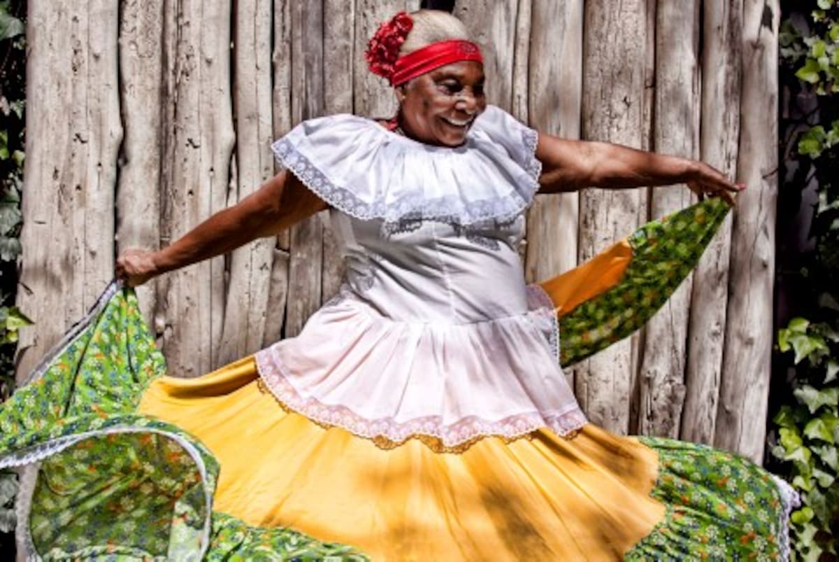 Petrona Martínez a sus 71 años de edad continúa con una vitalidad envidiable y con muchas ganas de seguir cantanto. (Colprensa-Cortesía de Sharon Alviz).