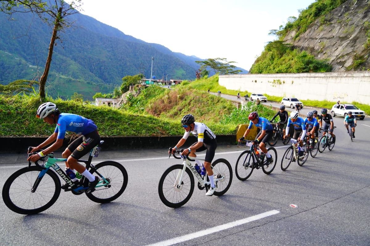 Habrá cierres viales este domingo en Bucaramanga y la vía al Picacho por el Picacho Challenge. Foto: Marco Valencia.