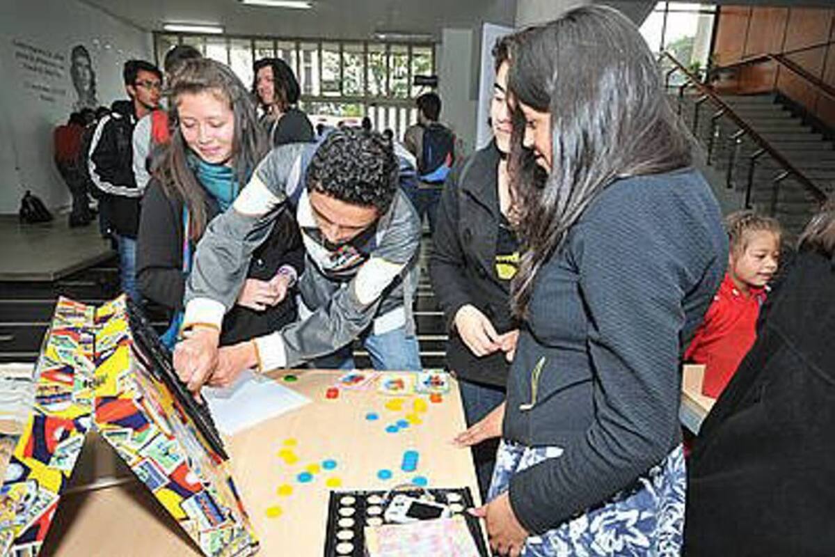 La comunidad universitaria experimentó con el uso de nuevas tecnologías para generar bienestar a personas que están en situación de discapacidad. (Foto: Suministrada: Agencia de Noticias/ VANGUARDIA LIBERAL)