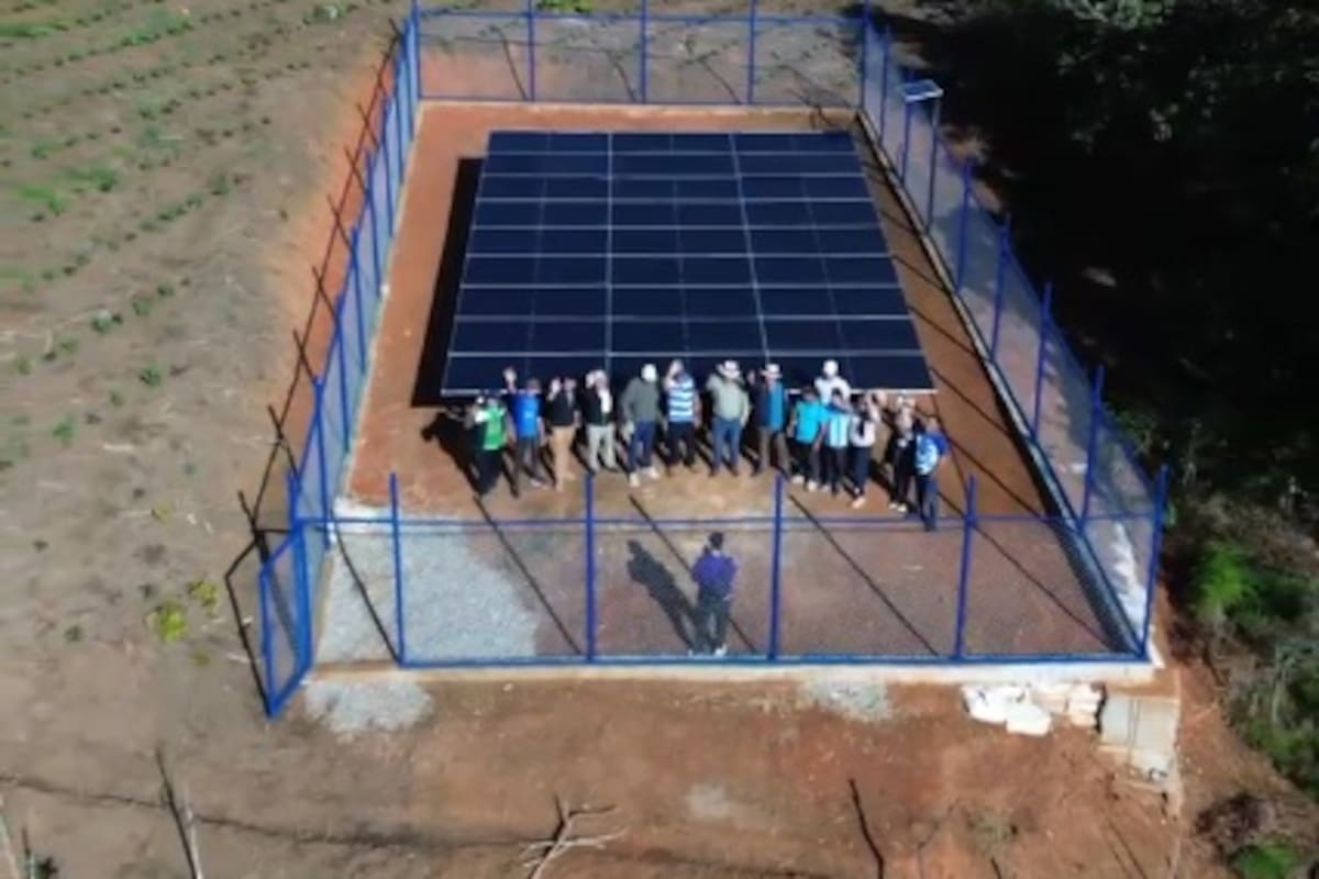La planta de energía solar yafue puesta en funcionamiento con todo el sistema de conexión.