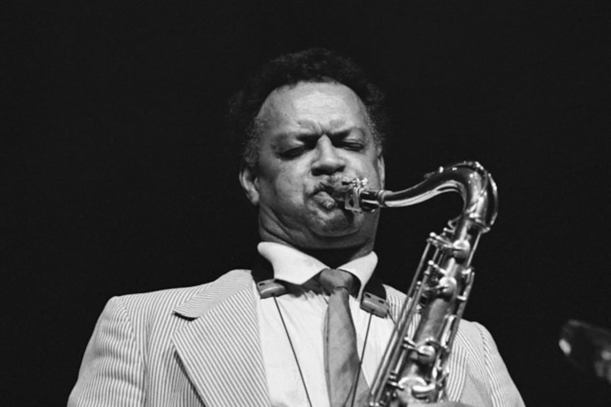 El saxofonista de jazz estadounidense Plas Johnson, conocido por grabar con artistas como Frank Sinatra y BB King, falleció la semana pasada a los 94 años.