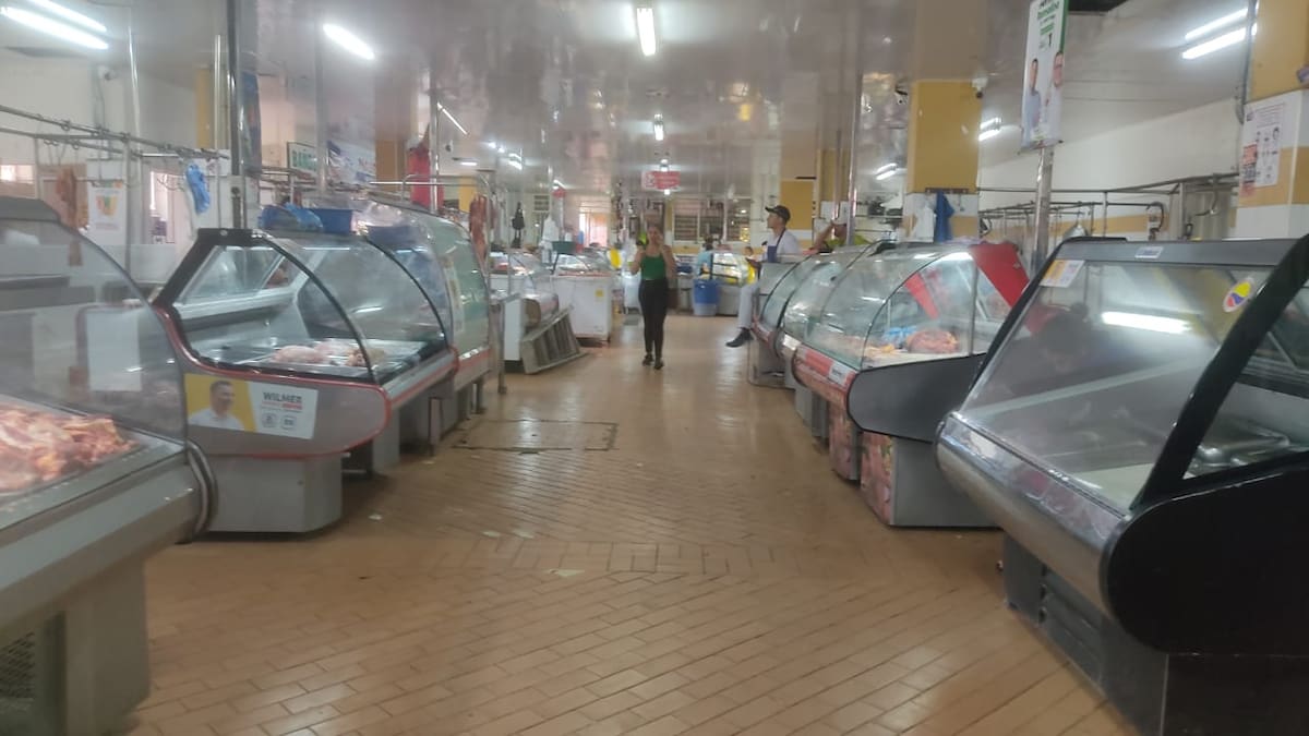 Los mayores beneficiarios serían los comerciantes del pabellón de carnes por la reducción que tendría el costo de la energía.