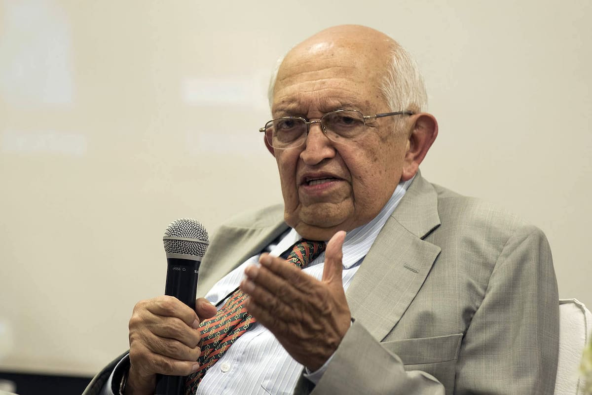 Murió Plinio Apuleyo Mendoza a los 94 años, amigo y biógrafo de García Márquez.
Foto: EFE/STR