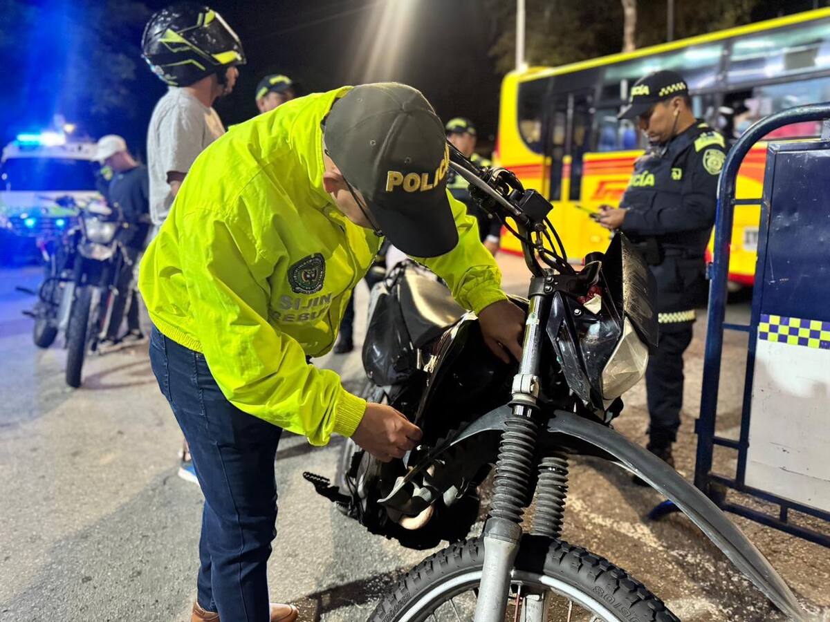 A esta hora la Policía intensifica los registros y controles en distintos sectores de la ciudad. | foto: Suministrado