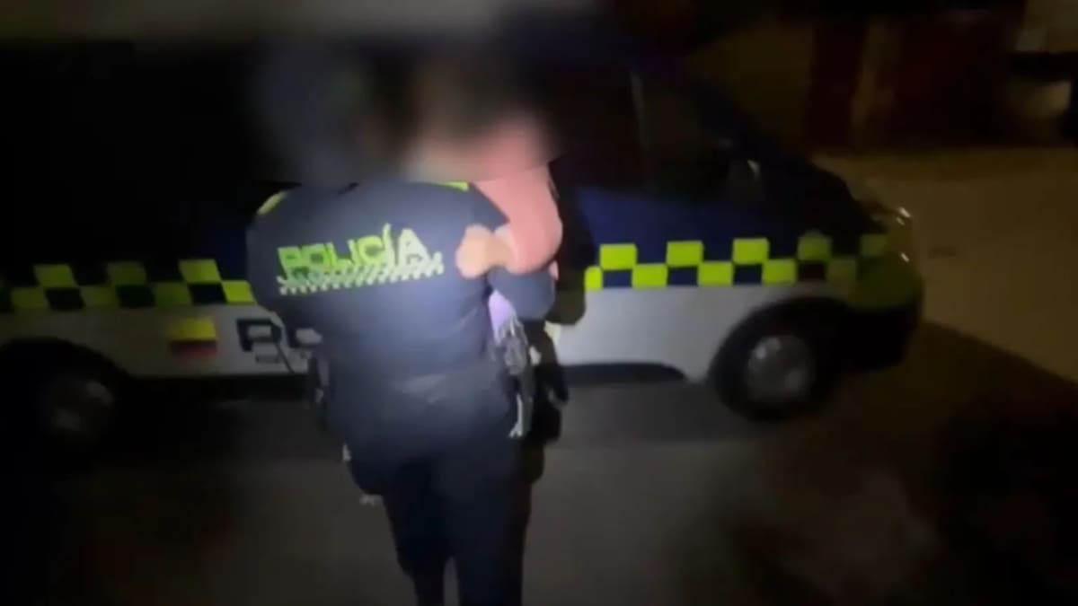 Policía rescató a una niña de 3 años en aparente estado de abandonado en una casa. | Foto: Q Hubo Bogotá