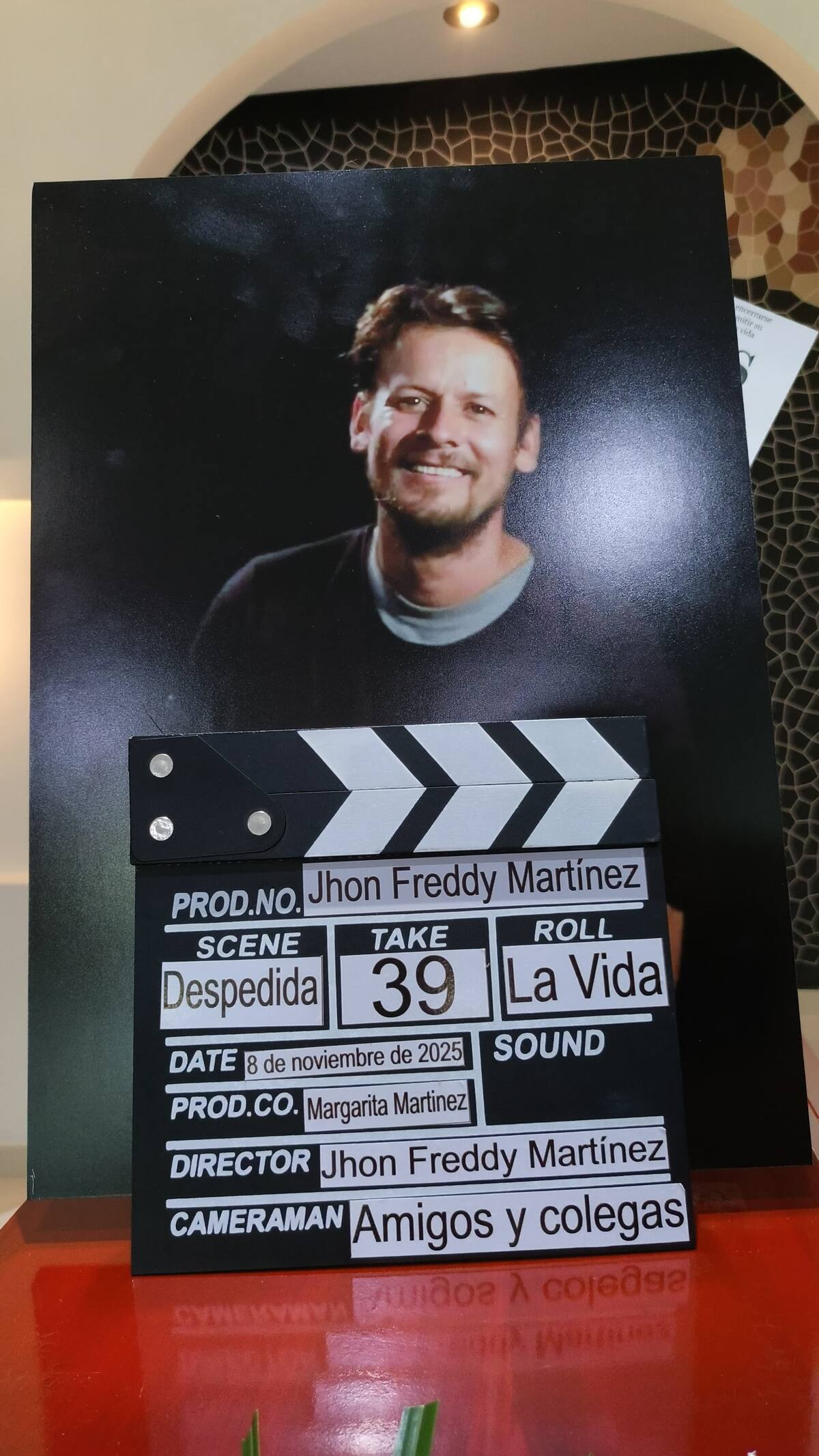 “Pon a sonar las rolas”: el videoclip que se convirtió en su homenaje póstumo