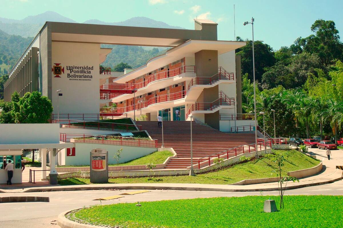 En la Universidad Pontificia Bolivariana, UPB, se cumplirá mañana el primer foro con los candidatos. (Foto: Archivo / VANGUARDIA)