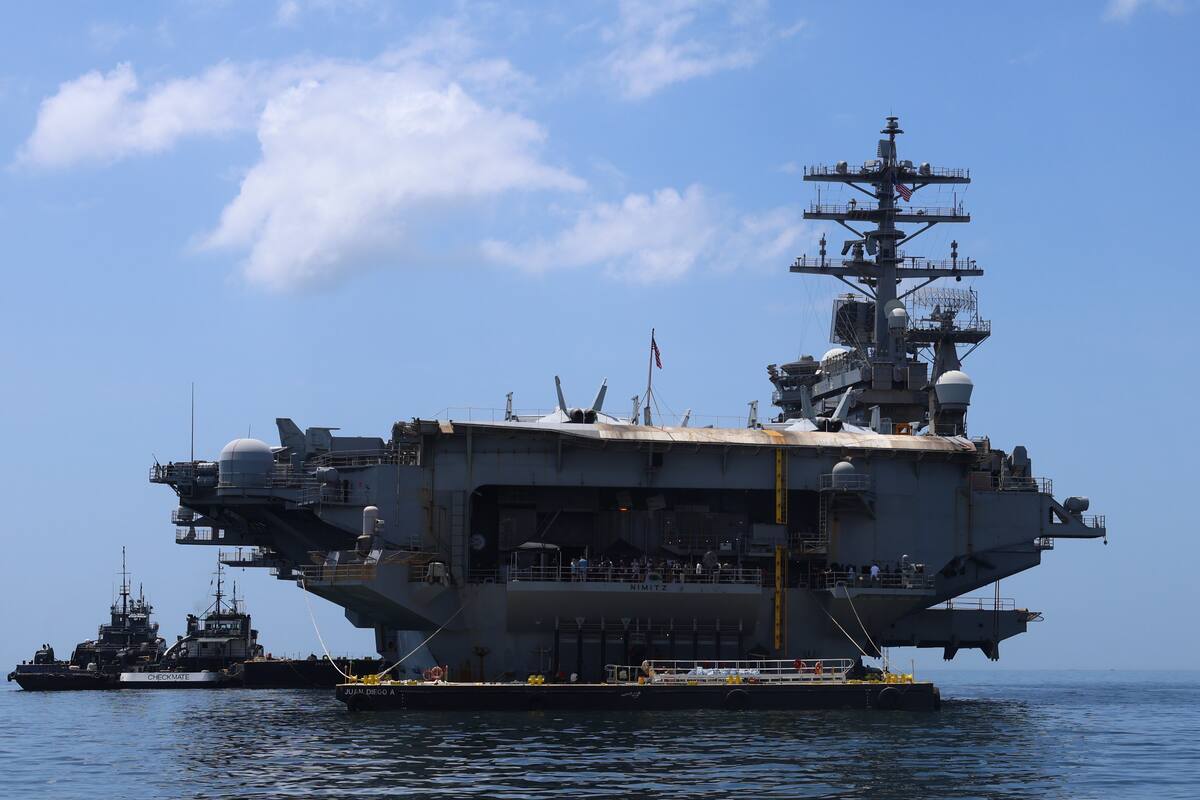 FOTODELDÍA AME8970. GOLFO DE PANAMÁ (PANAMÁ), 30/03/2026.- Fotografía donde se observa el portaviones estadounidense de propulsión nuclear USS Nimitz que hace escala en Panamá como parte de su despliegue en mares de Norteamérica, Centroamérica y Suramérica, este lunes en el Golfo de Panamá (Panamá). EFE/ Carlos Lemos