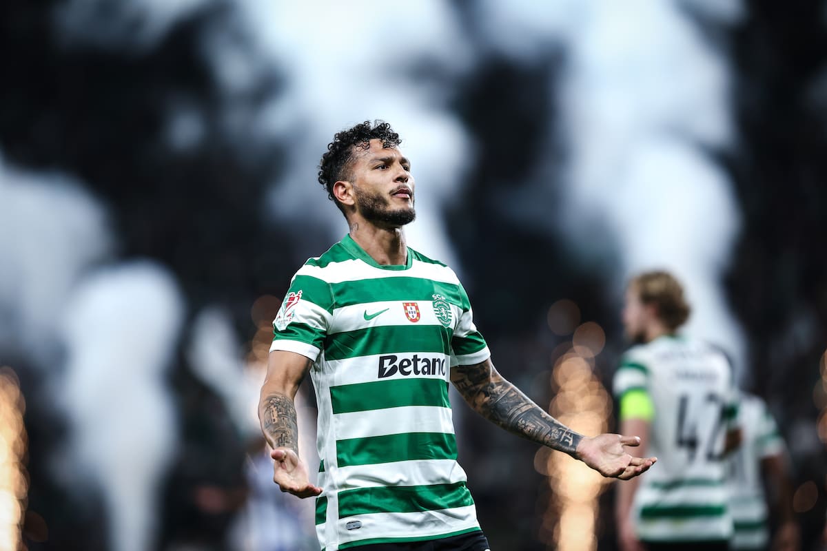 Lisbon (Portugal), 03/03/2026.- Sporting's Luis Suarez celebrates after scoring a goal against FC Porto during the Portugal Cup semi-finals soccer match between Sporting CP and FC Porto in Lisbon, Portugal, 03 March 2026. (Lisboa) EFE/EPA/RODRIGO ANTUNES