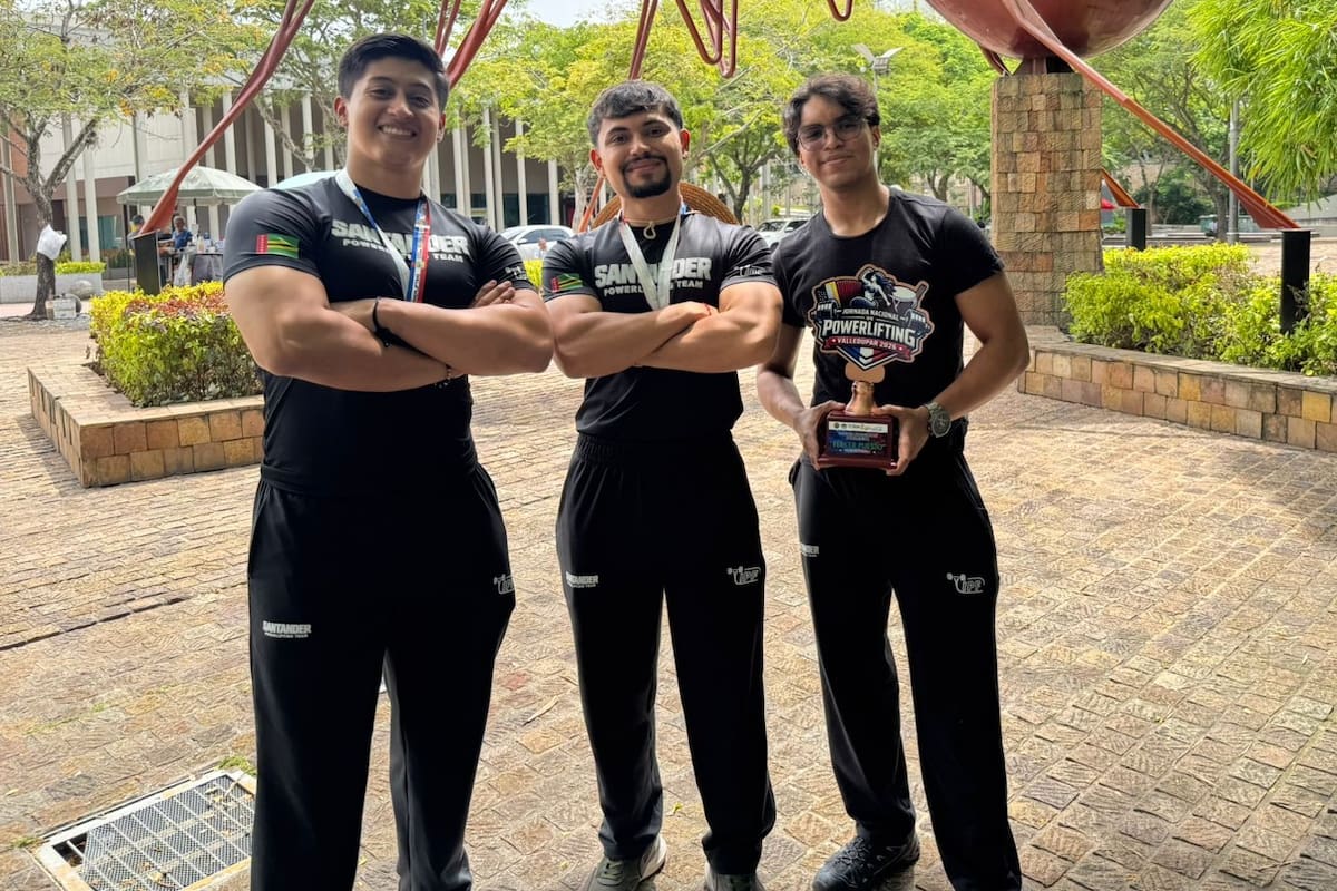 Los santandereanos se destacaron en el Campeonato Nacional de Powerlifting 2026. Foto: Suministrada.