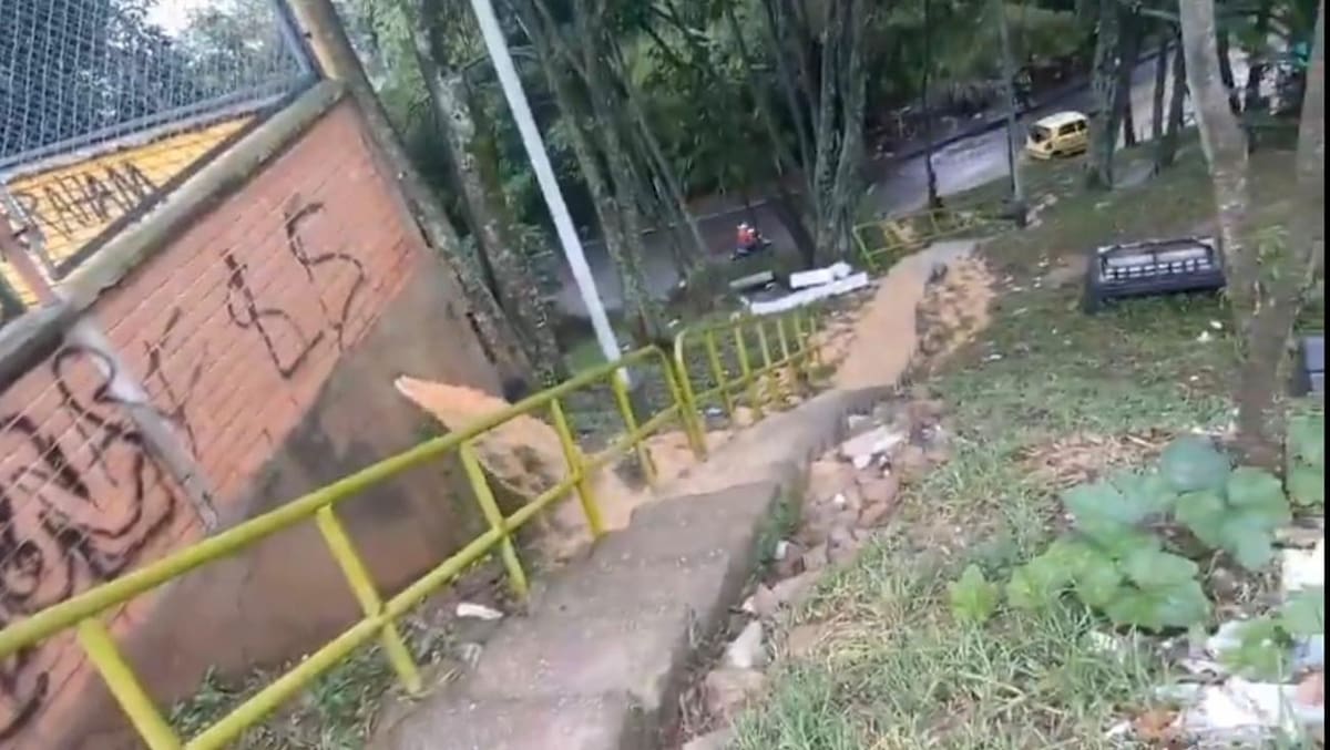 Las obras de estabilización en Prados del Sur registran un 35 % de avance y se concentran en el tramo más crítico del sector, en Floridablanca.