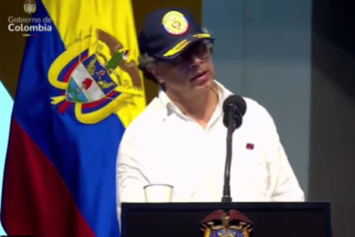 Presidente Petro anunció que romperá relaciones con las comisiones económicas del Congreso.