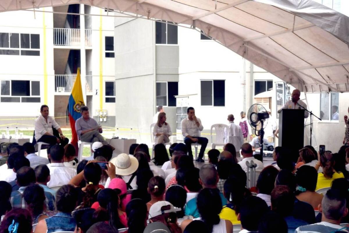 El futuro del Pmrb era un tema obligado para el presidente Juan Manuel Santos durante su más reciente visita al Puerto Petrolero. (Foto: Edgar Pernett/VANGUARDIA LIBERAL)
