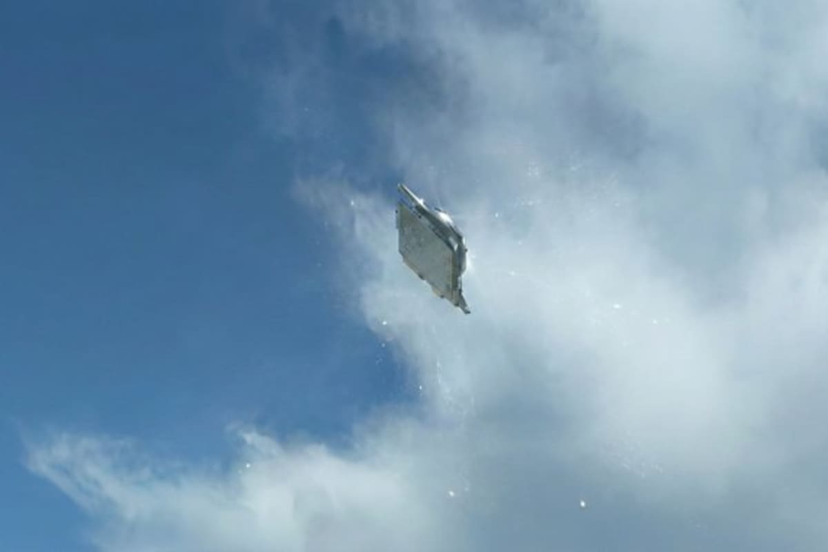 Un piloto colombiano volando a 12.500 pies capturó un supuesto "OVNI".