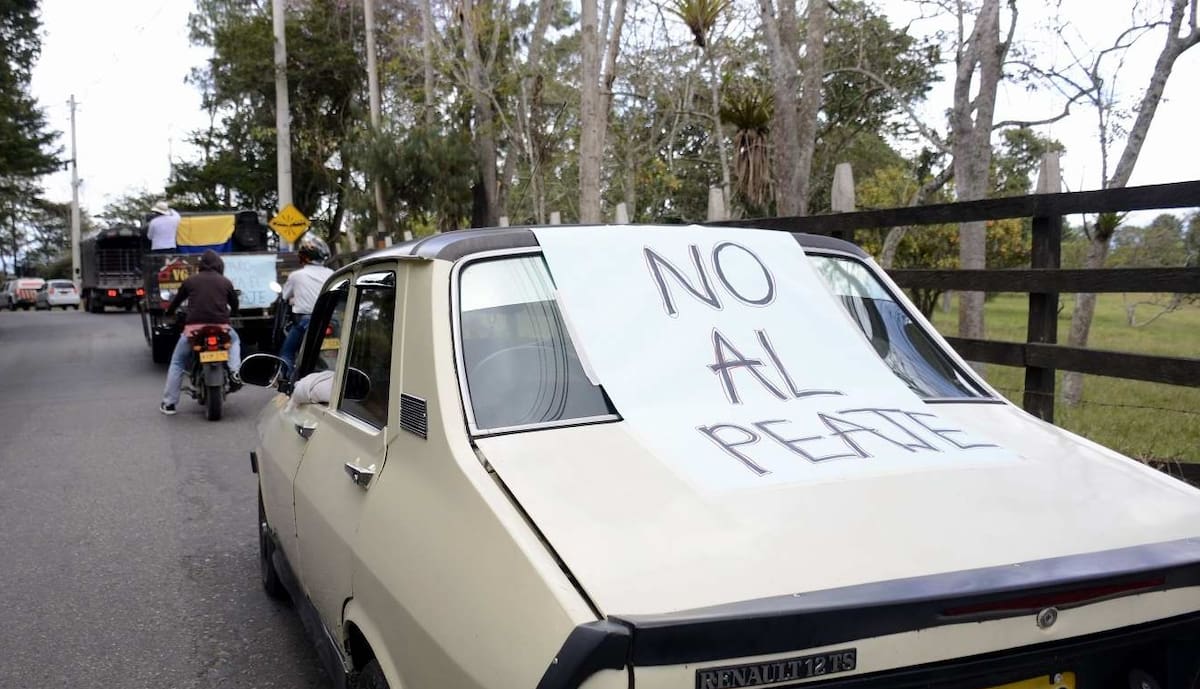 La Procuraduría General de la Nación respaldó la suspensión provisional del cobro del peaje La Punta, en la Mesa de Los Santos, tras una demanda que cuestiona la legalidad de la ordenanza l que dio origen a la llamada “tasa-peaje”.