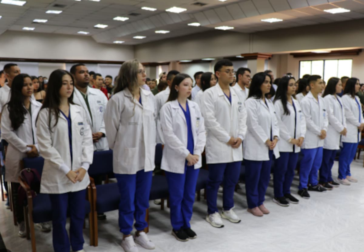 Programa de Medicina de la Universidad de Santander, UDES.