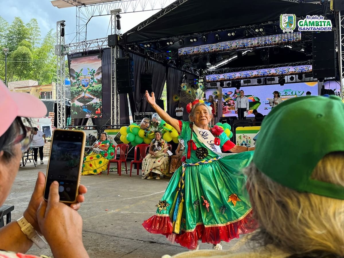 Tomada de Alcaldía de Gámbita/Vanguardia