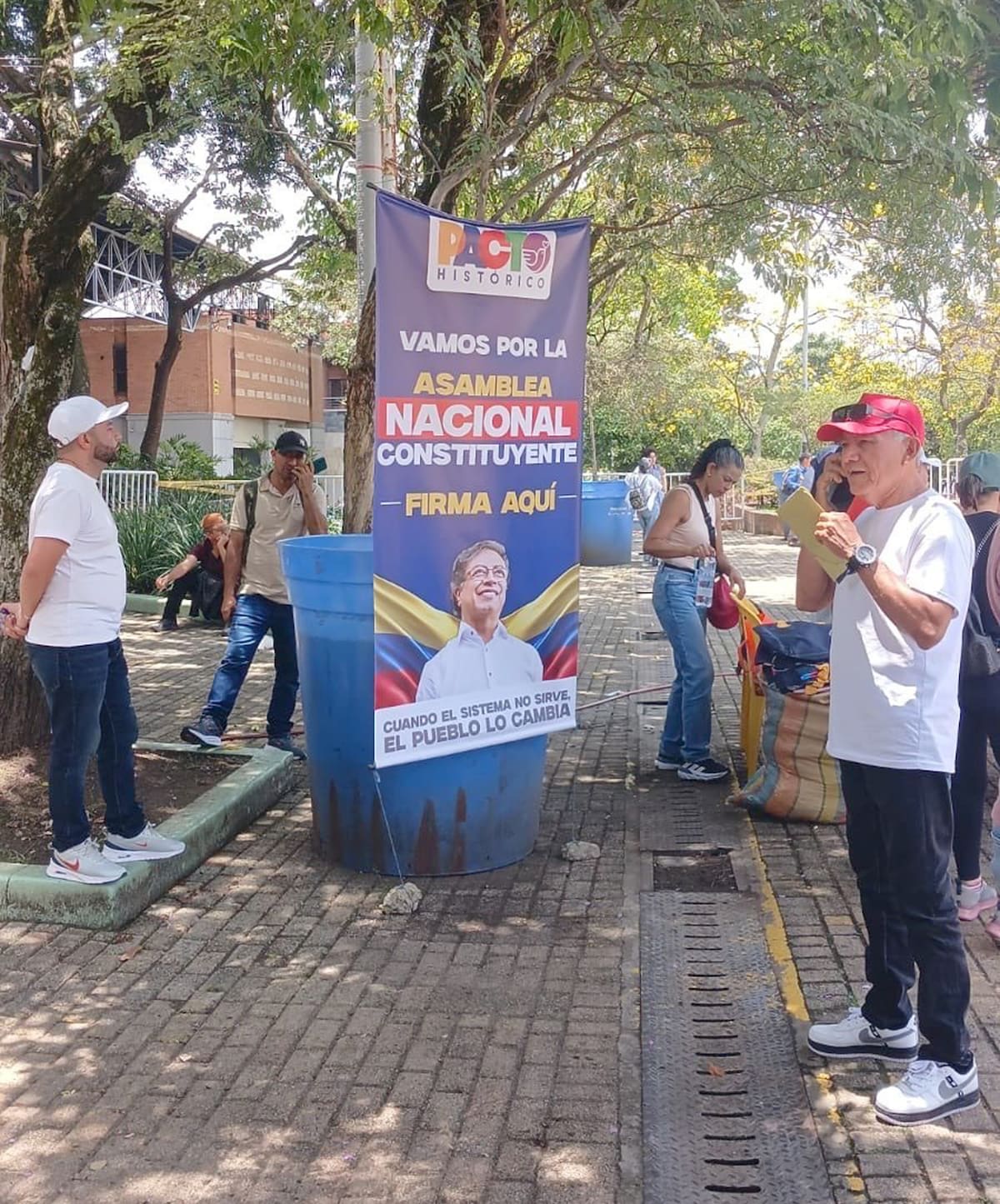 Promotores de la Asamblea Nacional Constituyente.