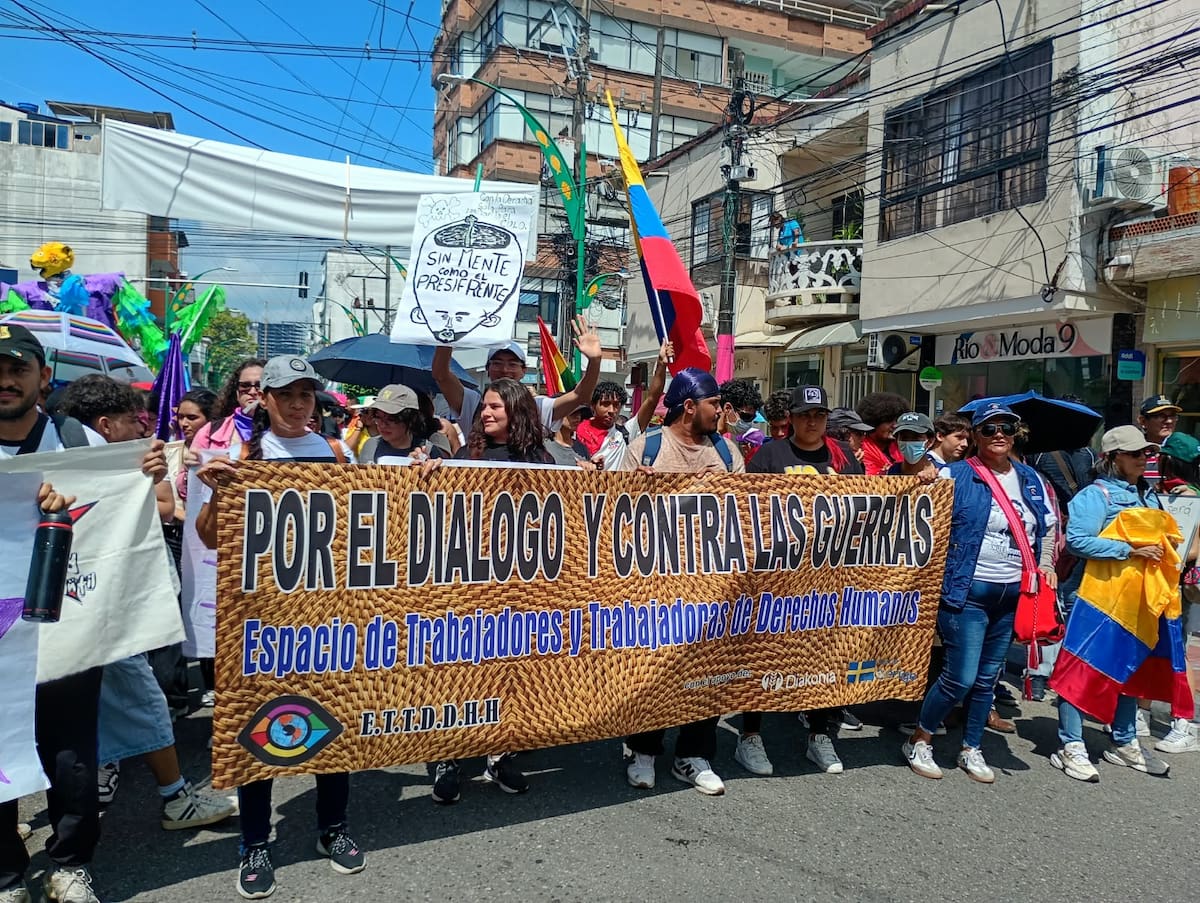 Sindicatos, docentes y organizaciones sociales participaron en la movilización del 14 de octubre en Barrancabermeja, donde expresaron sus reparos a las medidas del Gobierno nacional.
Suministrada/Vanguardia