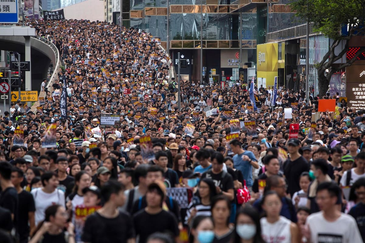 Decenas de miles de hongkoneses protestan nuevamente contra ley extradición (Foto: EFE)