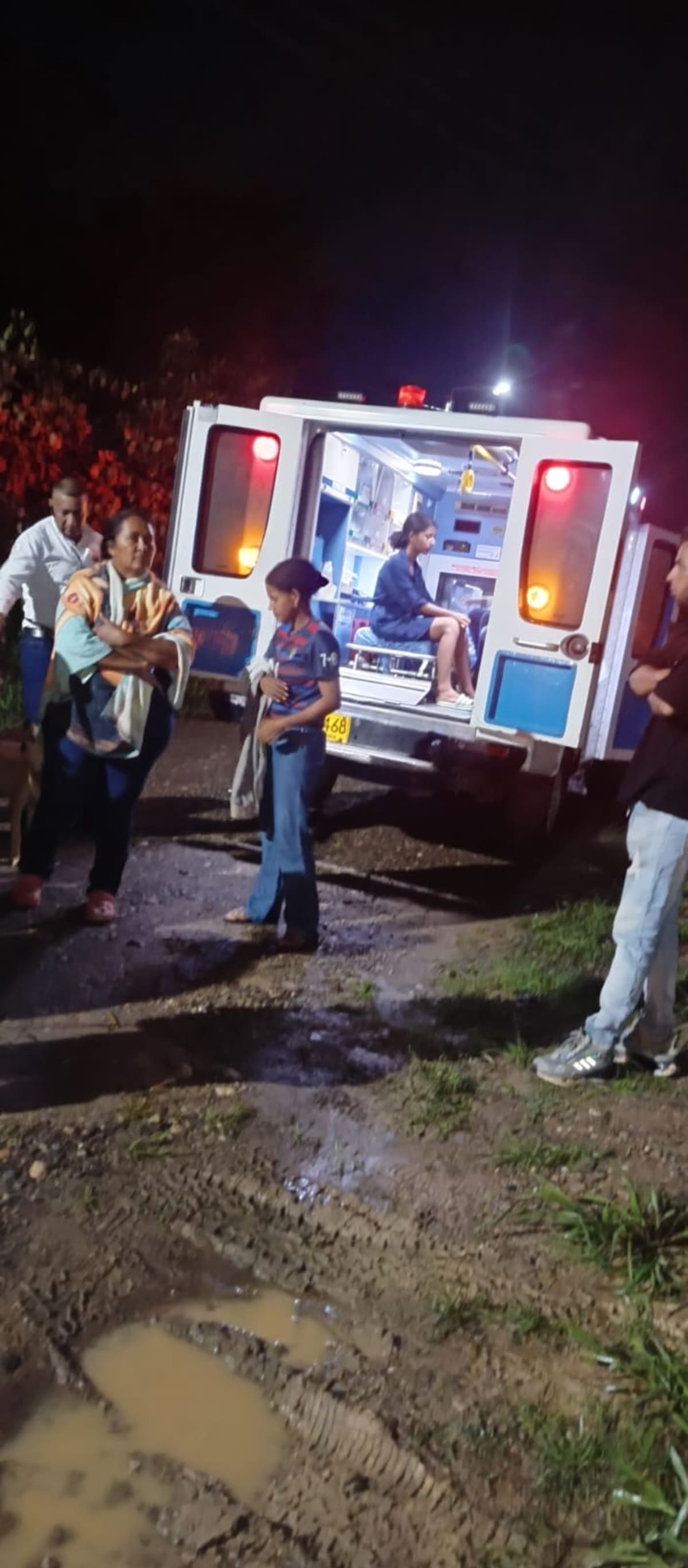 Habitantes del corregimiento El Centro mantienen protestas por presuntas afectaciones atribuidas a un pozo petrolero cercano a sus viviendas.
Suministrada/Vanguardia