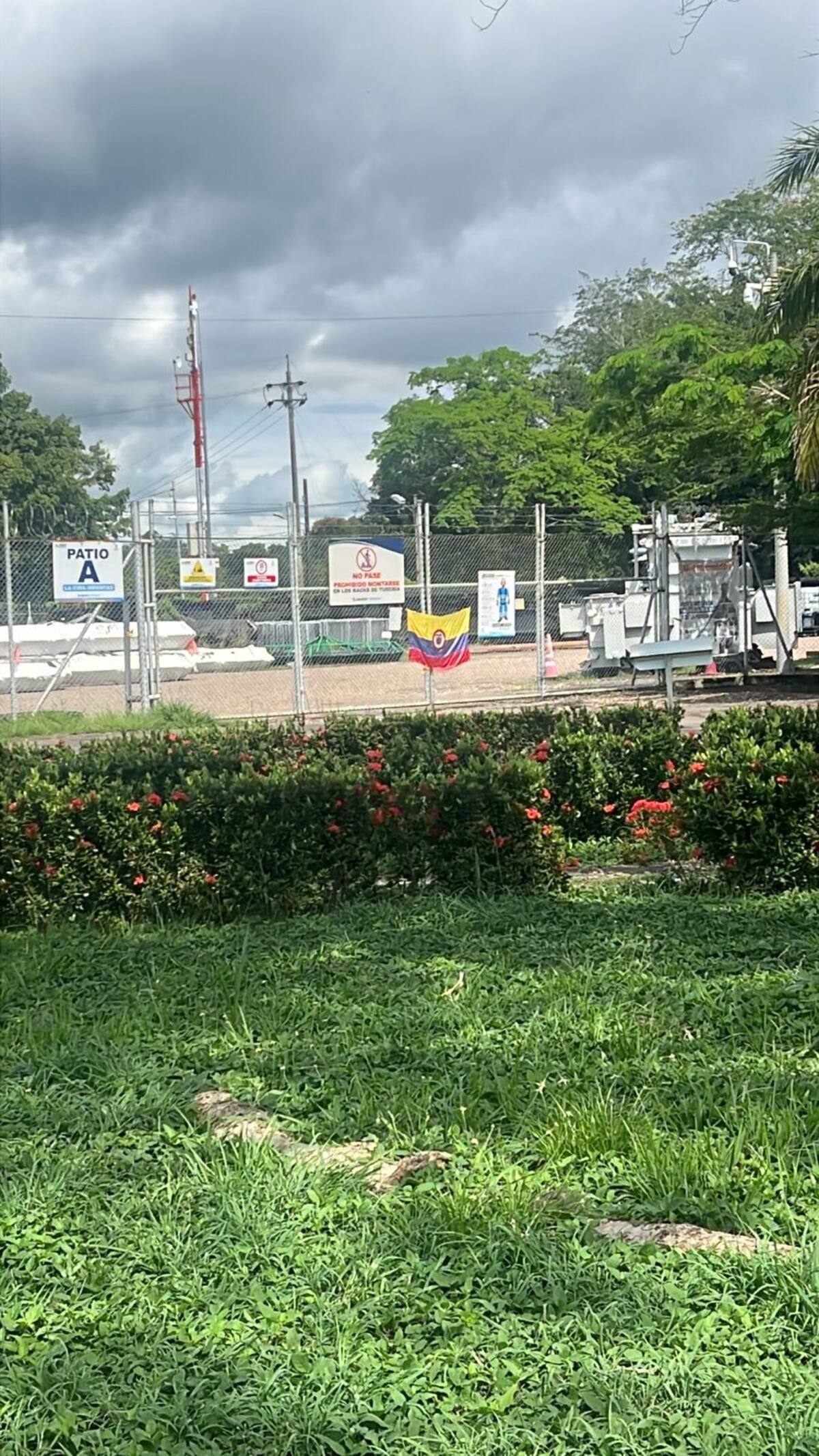 Habitantes del corregimiento El Centro mantienen protestas por presuntas afectaciones atribuidas a un pozo petrolero cercano a sus viviendas.
Suministrada/Vanguardia