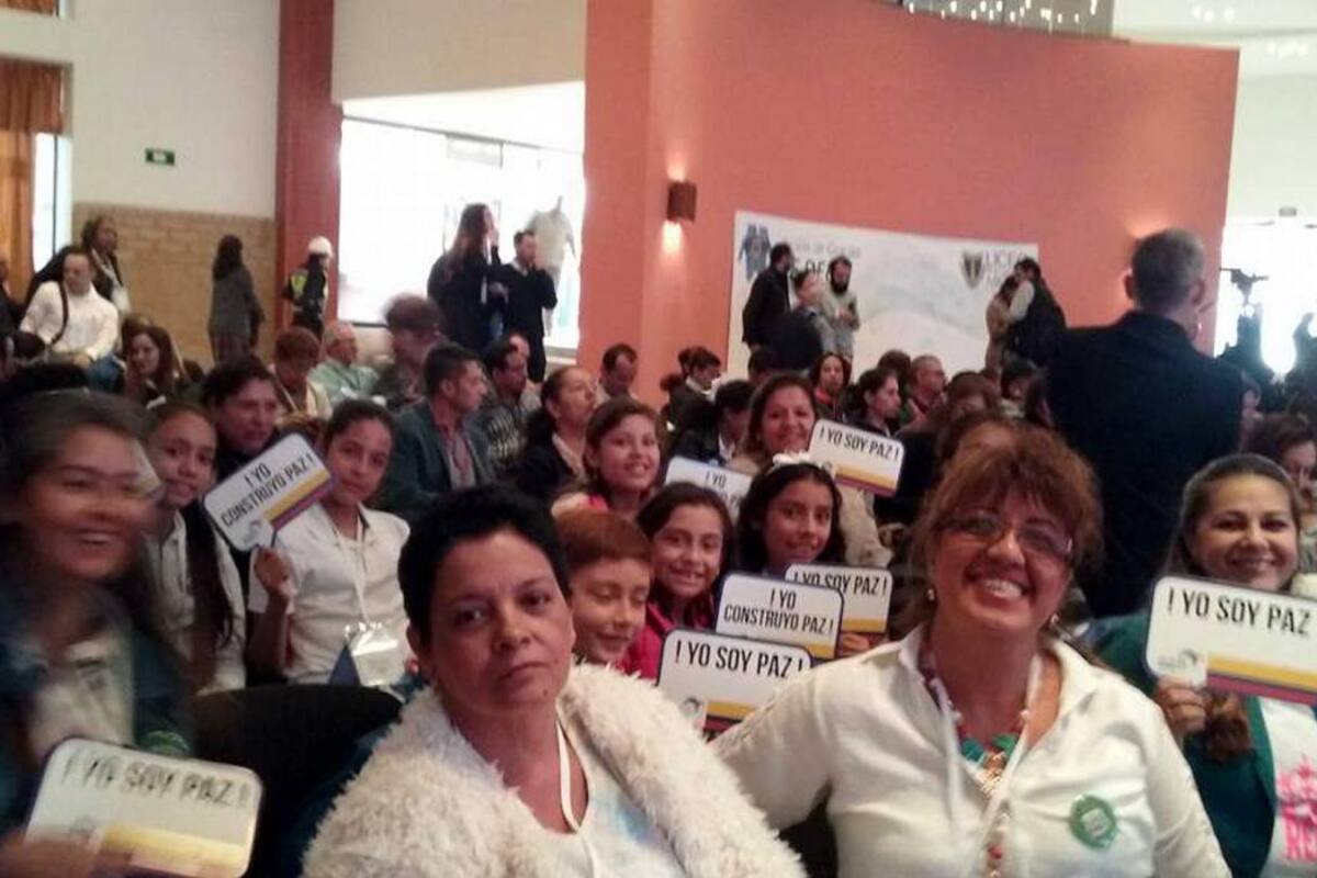 Alumnos, profesores y padres de familia presentarán mañana la experiencia significativa del Colegio Universitario del Socorro, “Cuento Contigo”, en el Foro Educativo Nacional, en Bogotá. (Foto: Suministrada/VANGUARDIA LIBERAL)