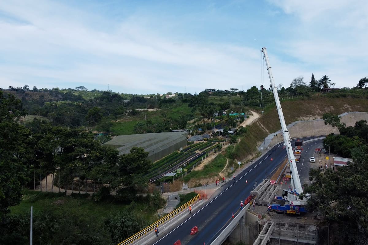 Veeduría de las Cámaras de Comercio y Bucaramanga socializó en Barrancabermeja el estado de la Ruta del Cacao y la Troncal del Magdalena Medio.
Foto: Suministrada