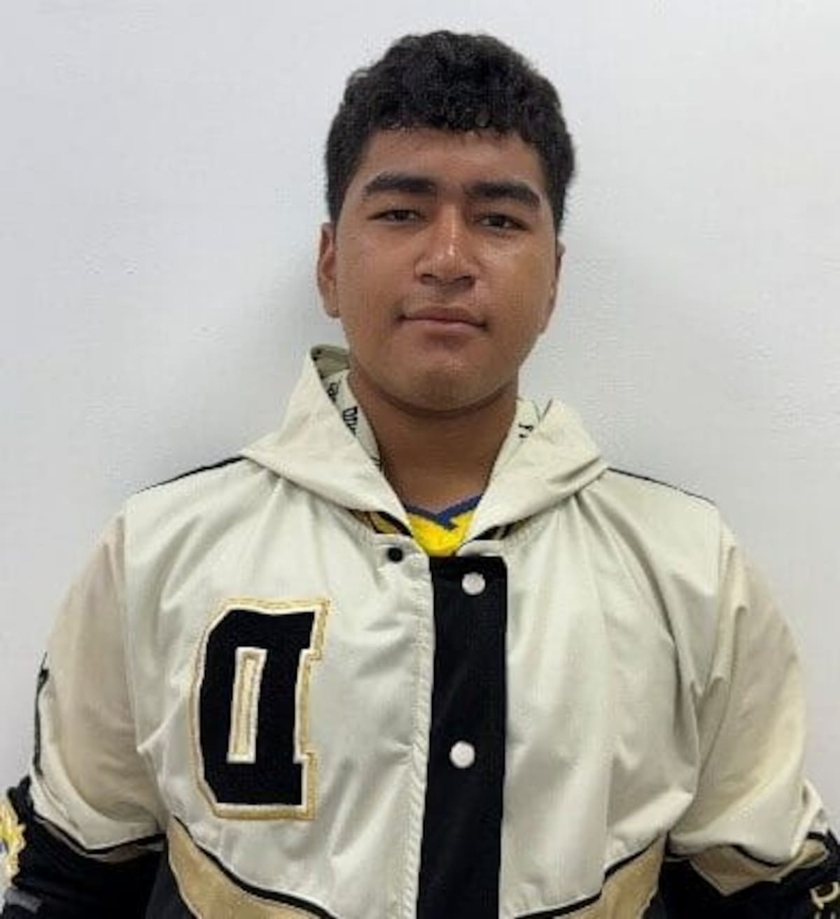Isaac Montaño Roa, estudiante del colegio Luis López de Mesa, obtuvo 445 puntos en las pruebas Saber 11 de 2026 en Barrancabermeja.
Suministrada/Vanguardia