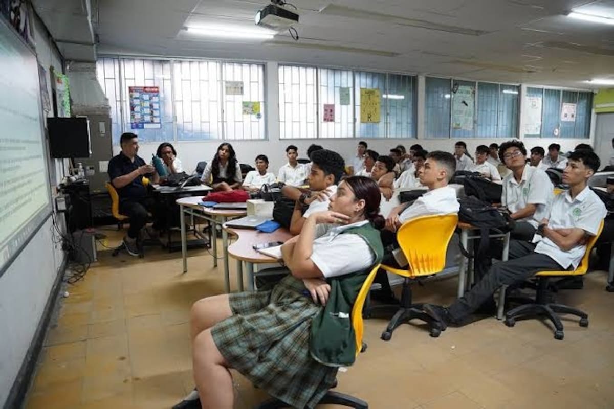 Estudiante del colegio Luis López de Mesa logró el puntaje más alto de en las pruebas Saber 11, en Barrancabermeja.
Suministrada/Vanguardia