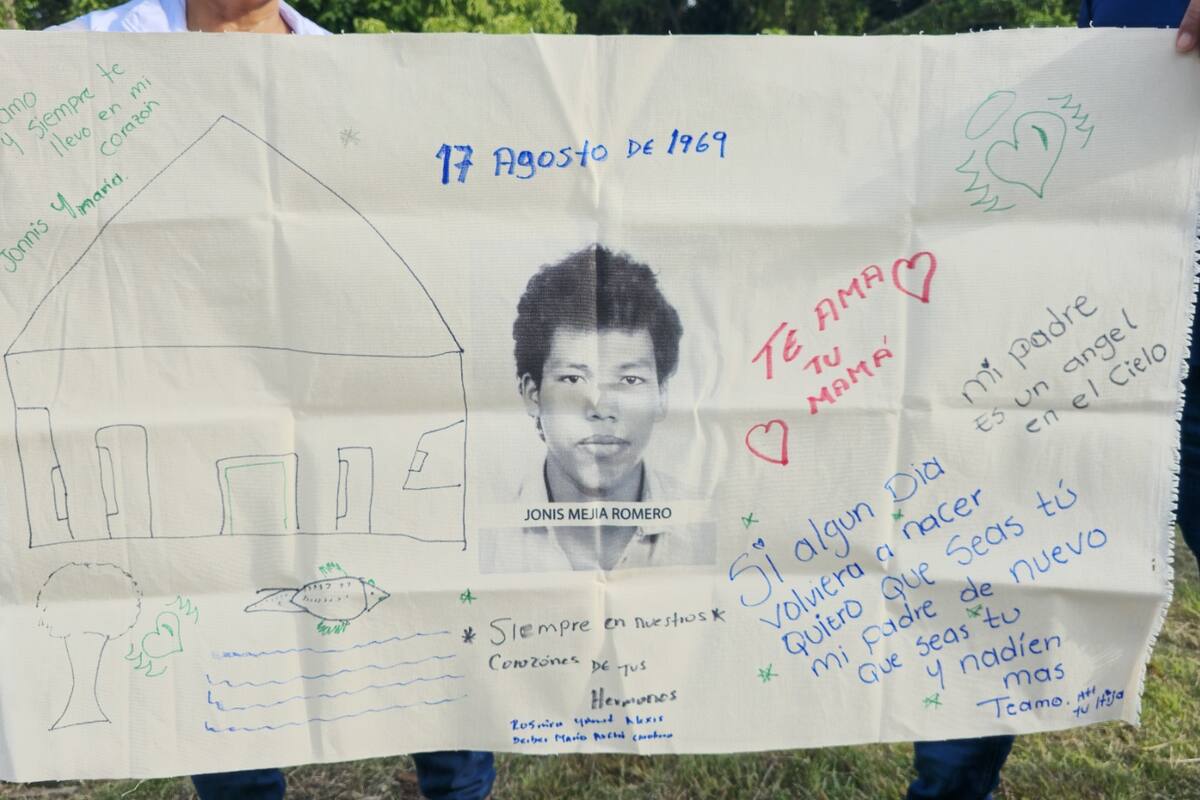 Familiares recibieron de manera digna el cuerpo de Jonis Mejía Romero, quien había desaparecido hace 35 años. Foto suministrada/VANGUARDIA