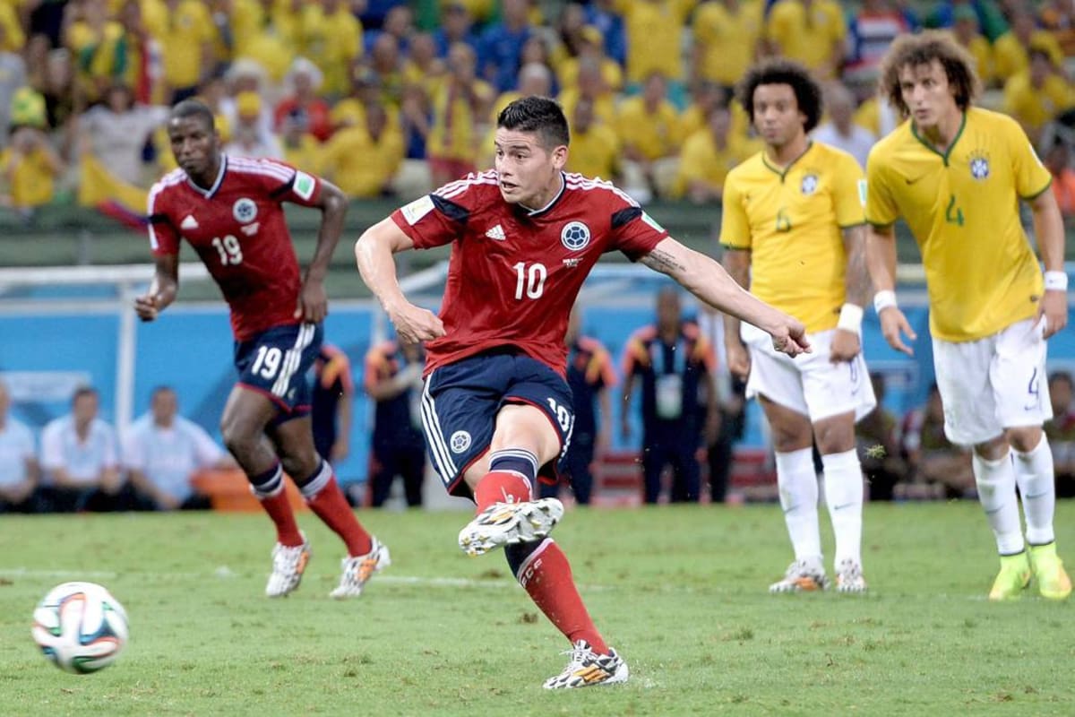 Con un partido menos que sus principales adversarios en la lucha por la Bota de Oro del Mundial de Brasil 2014, el colombiano James Rodríguez se mantiene al frente de la tabla de goleadores con seis dianas, una más que su inmediato perseguidor, el alemán Thomas Müller. (Foto: Archivo / VANGUARDIA LIBERAL)
