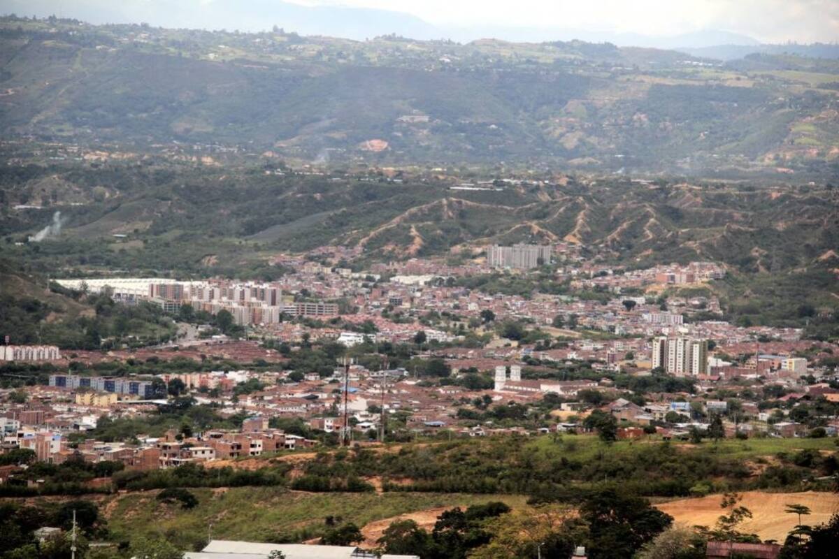 Girón está constituido en su gran mayoría por viviendas de estrato 1 y 2, donde anualmente las autoridades tienen como meta recoger cerca de $19 mil millones en el impuesto predial. (Foto: Archivo / VANGUARDIA LIBERAL)