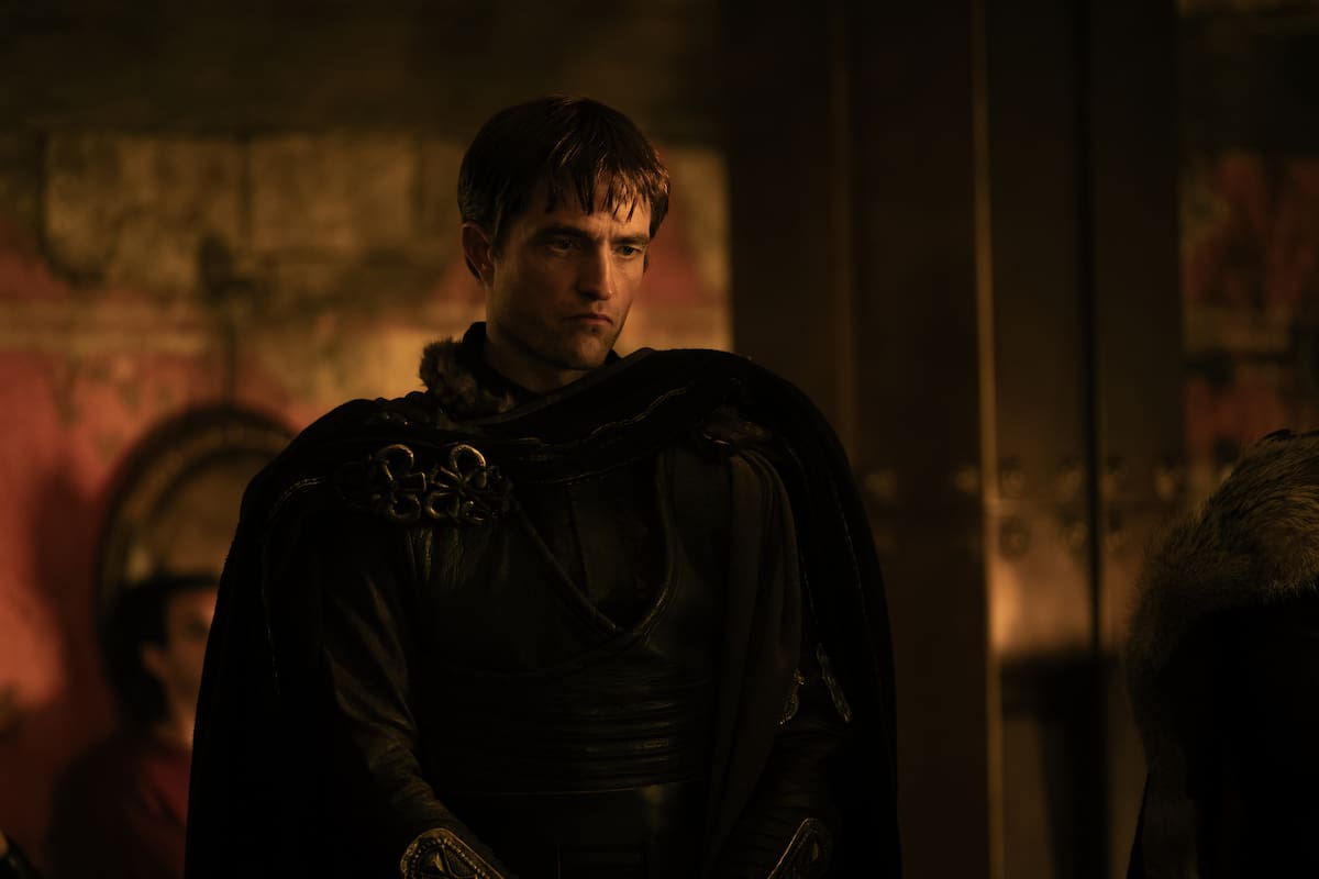 El cineasta británico Christopher Nolan ha optado por un reparto lleno de estrellas para su esperada adaptación de 'La Odisea'. Desde Matt Damon a Zendaya pasando por Tom Holland o Anne Hathaway, o el británico Robert Pattinson, impecable como el traidor Antinoo (en la imagen), todos ellos forman parte de una película, que se estrena este viernes y en la que no todos los personajes son iguales a como los imaginó Homero. EFE/Universal Pictures/Melinda Sue Gordon CRÉDITO OBLIGATORIO? SOLO USO PERMITIDO PARA ILUSTRAR LA NOTICIA QUE APARECE EN EL PIE DE FOTO? SÓLO USO EDITORIAL