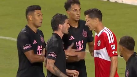 Video: “¿Quién sos vos?; yo tengo dos Copas América y un Mundial”: la frase de Rodrigo De Paul a Lewandowski