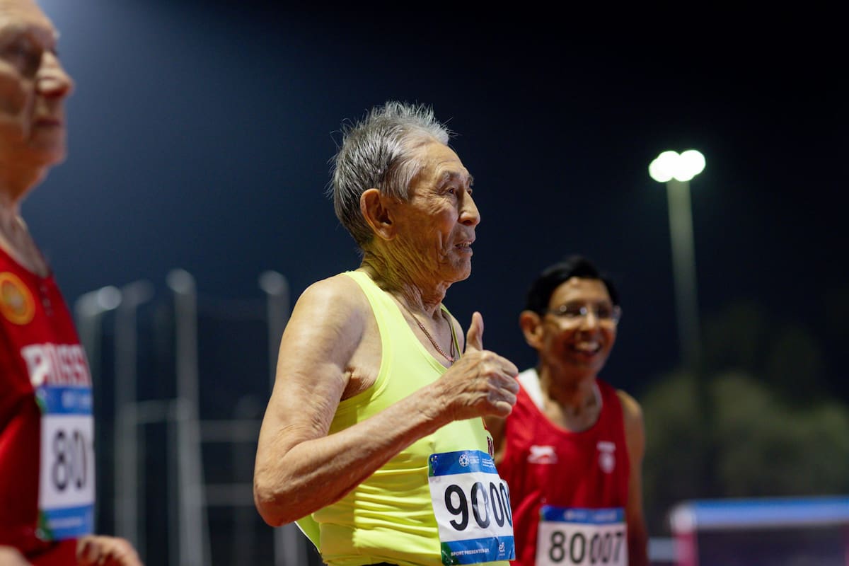Radnaa Tseren, de 92 años, se proclamó campeón mundial máster de los 100 metros en la categoría M90. /FOTO: Worldmasterssport.com