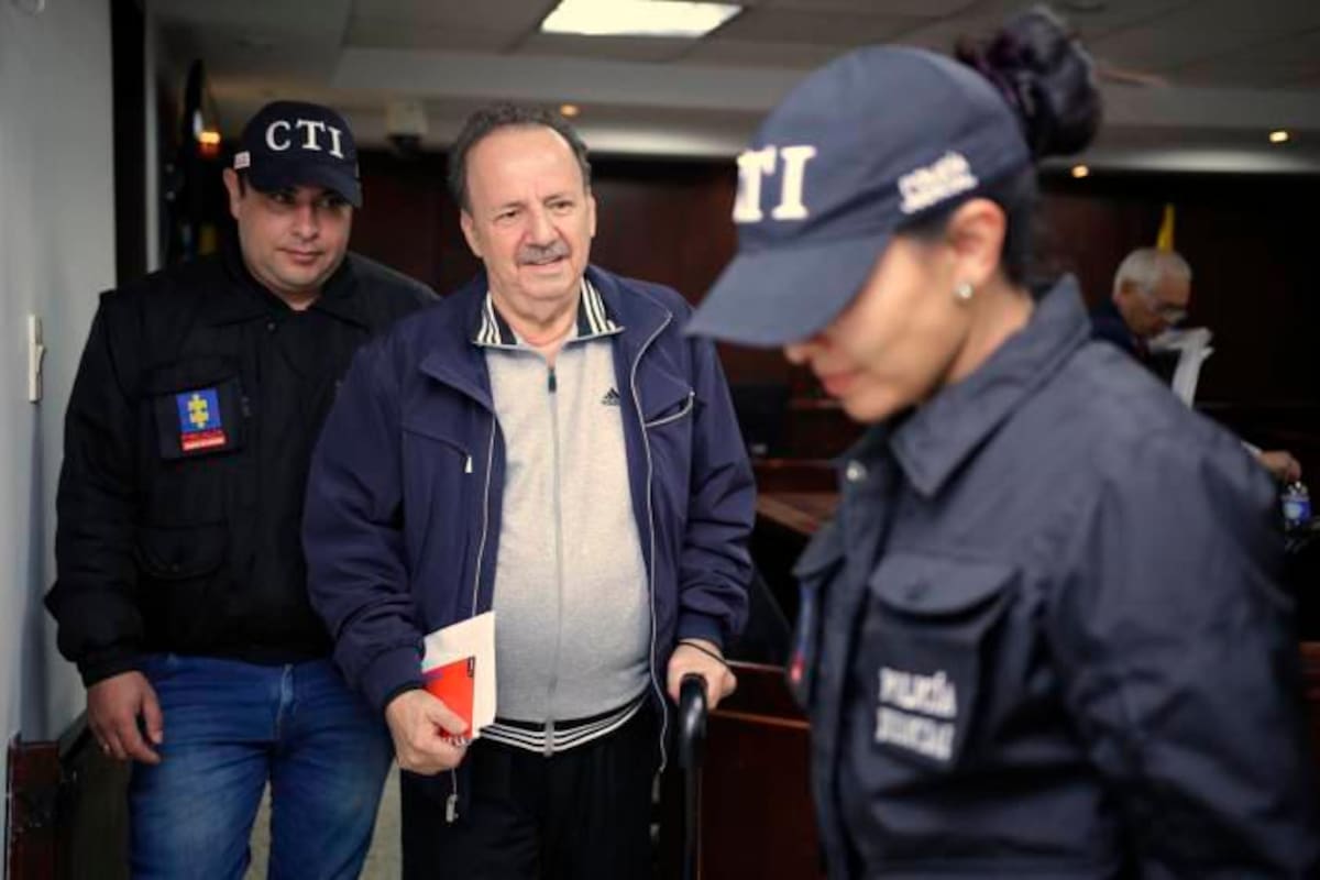 La Corte Suprema de la Justicia confirmó que hubo pruebas suficientes para involucrar al exsenador santandereano en hechos de corrupción ante la Jurisdicción Especial para la Paz, JEP.