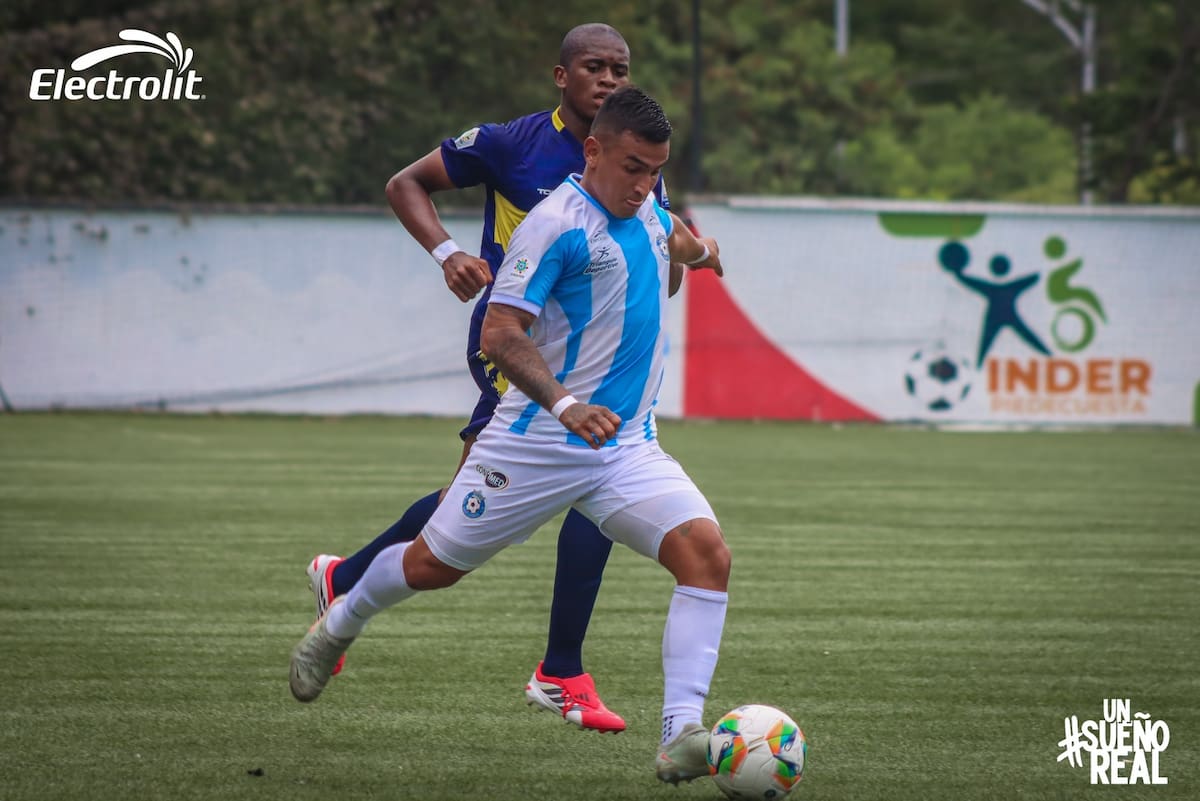 Real Santander reaccionó en casa y rescató un punto ante Boca de Cali. Foto: Real Santander.