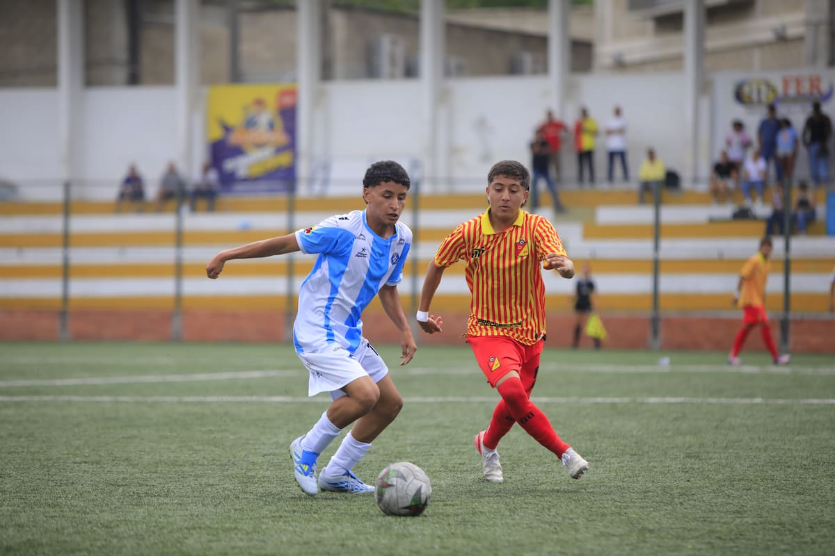 Real Santander Sub-15 pegó primero y tomó ventaja en la Fase IV del Torneo Nacional. Foto: Jaime Moreno