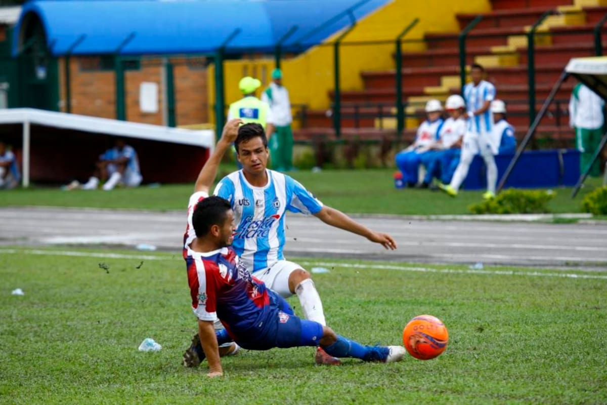 Real Santander perdió 1-0 ante Unión Magdalena, en el estreno del equipo de Floridablanca en la Copa Águila. (Foto: César Flórez / VANGUARDIA LIBERAL)