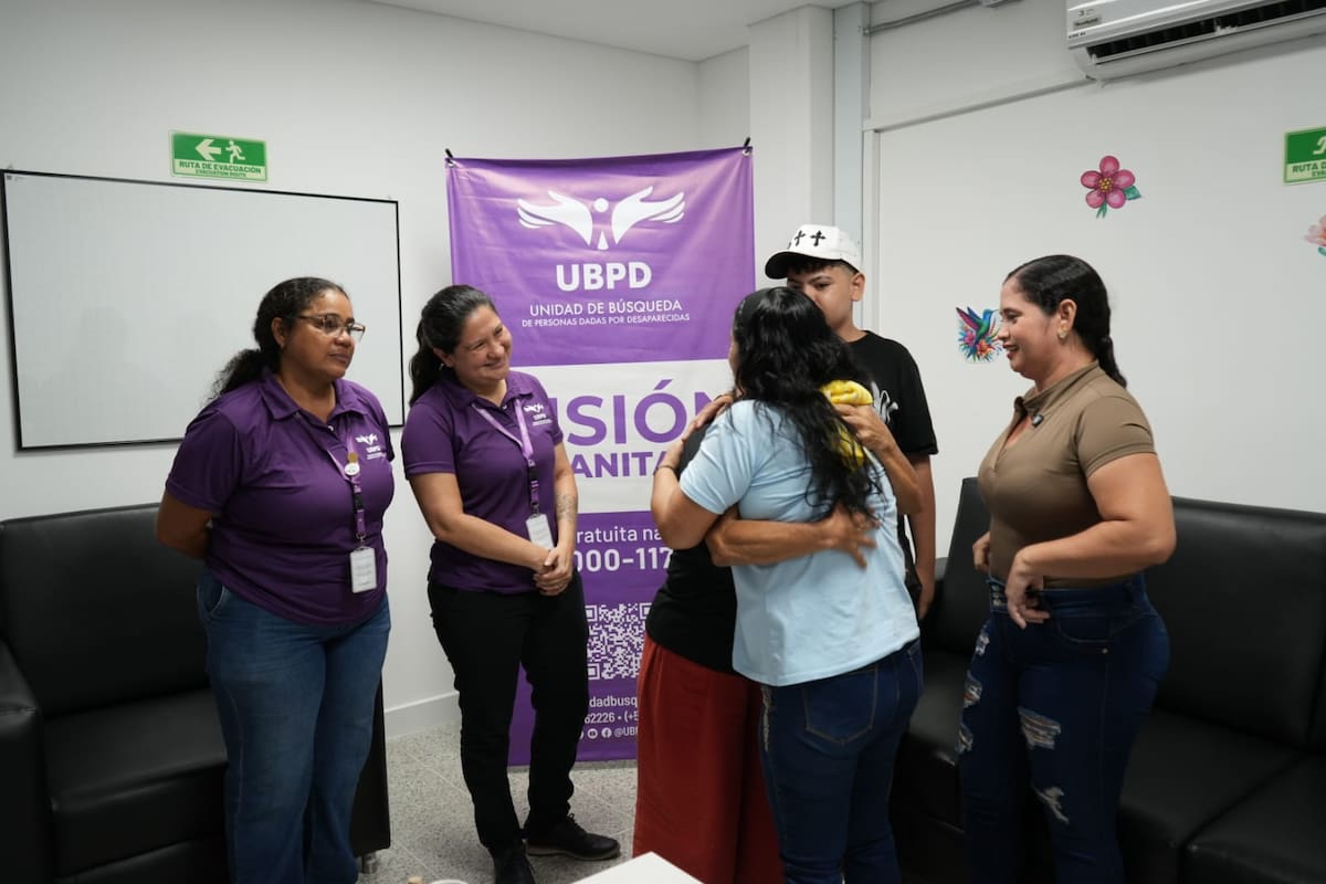 Rosa y su hija María volvieron a encontrarse en Barrancabermeja, después de años de separación por hechos relacionados con el conflicto armado en Santander.
Suministrada/Vanguardia