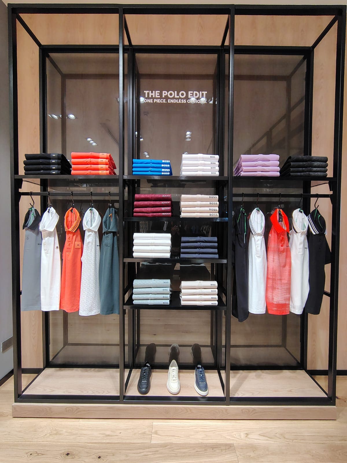 Referencia: BOSS Store Bucaramanga.